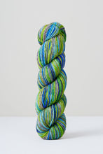 Load image into Gallery viewer, Uneek Fingering